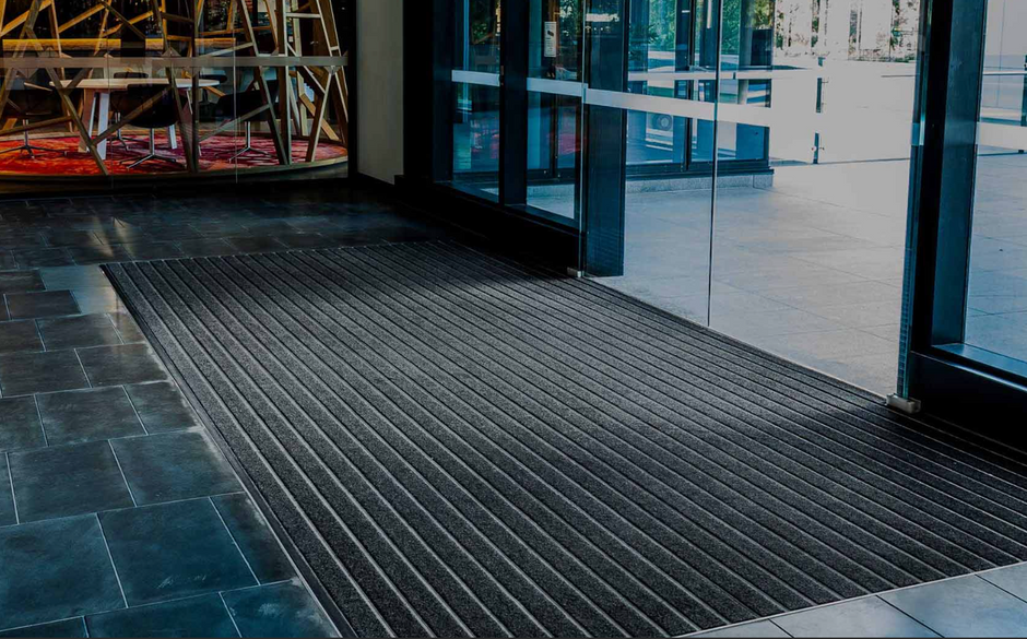 Ultigrate inlaid aluminium matting at entrance